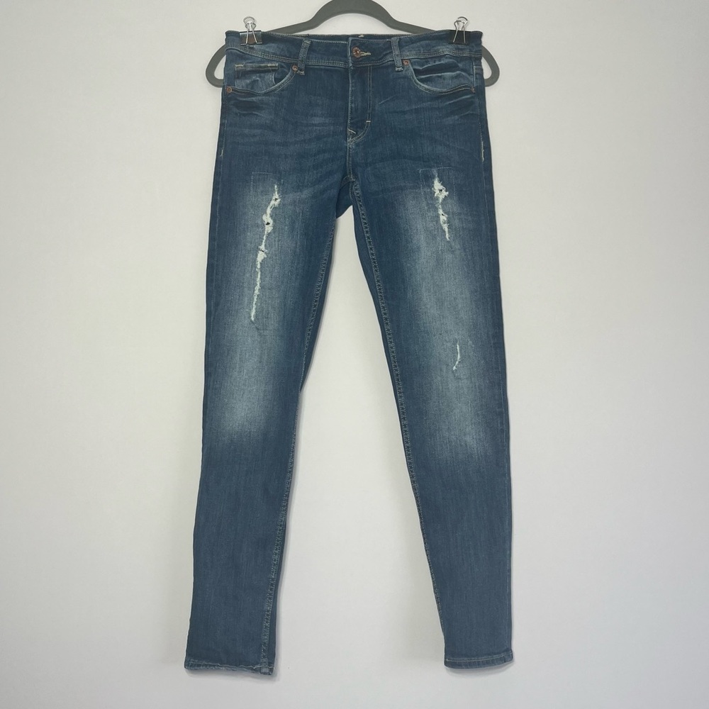 Divided H&M Womens Denim Blue Jeans Size 6 Blue Cotton Blend Distressed Ripped
